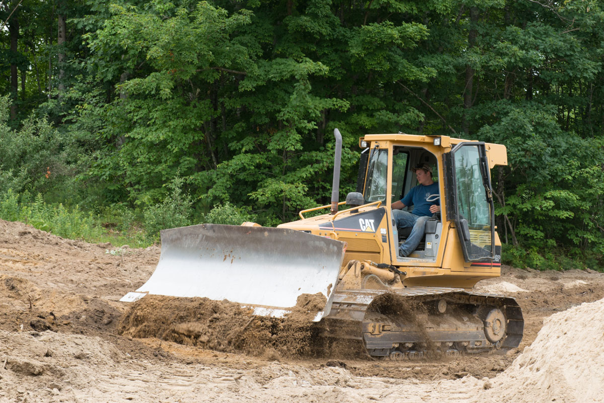 Leavitt Earthworks regularly has openings for equipment operators, laborers, and truck drivers.